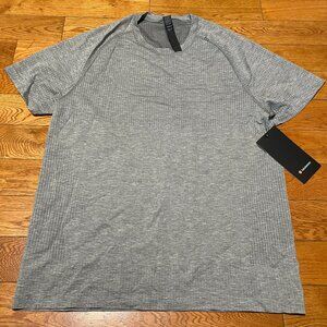NWT Lululemon Metal Vent Tech Short Sleeve SLTE/WHT Slate Grey/White Size L